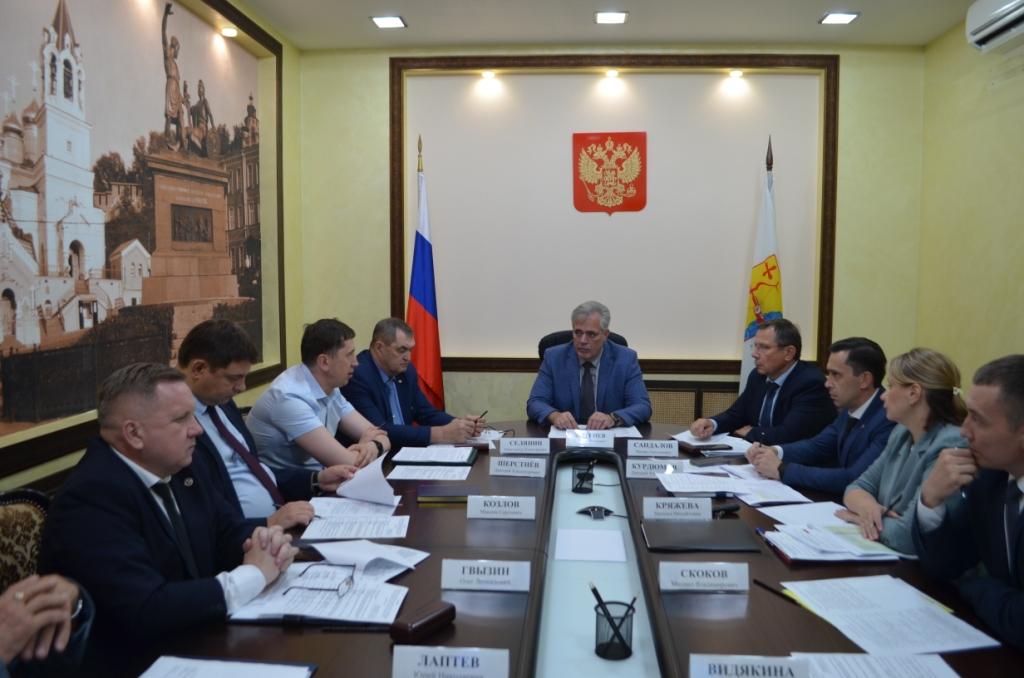 В Кировской области на реализацию новых нацпроектов направлено более 20 миллиардов рублей.